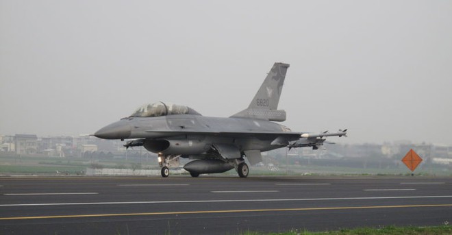 Mỹ bán F-16V cho Đài Loan: Đằng sau phản ứng giận dữ của TQ là gì? - Ảnh 1.