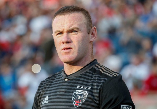 Rooney bất ngờ trở lại Anh làm HLV kiêm cầu thủ - Ảnh 1.