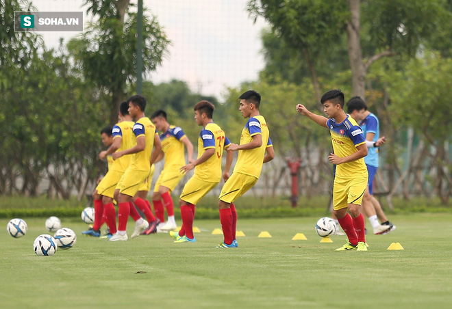 Thầy Park bất ngờ đổi ý, U22 Việt Nam hủy đá giao hữu để rèn quân theo cách hoàn toàn mới - Ảnh 1.