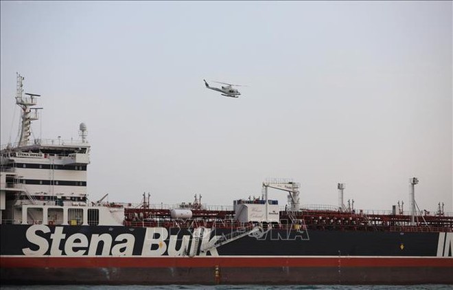 Nga đã giúp Iran giăng bẫy tàu nước ngoài ở Vịnh Ba Tư? - Ảnh 1.