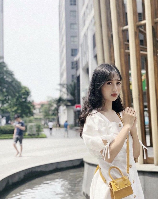 Lộ bức ảnh thẻ mặc đồng phục, nữ sinh Lào Cai khiến dân mạng lập tức truy tìm - Ảnh 6. Lộ bức ảnh thẻ mặc đồng phục, nữ sinh Lào Cai khiến dân mạng lập tức truy tìm - Ảnh 6.