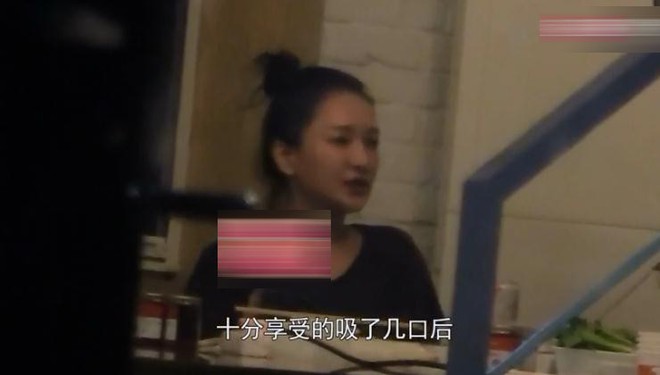 Hoa đán Châu Tấn gây thất vọng với hành vi phản cảm và thân hình già nua - Ảnh 2.