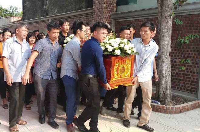 Xé lòng nơi quê nhà học sinh tử vong vì bị bỏ quên trên xe đưa đón trường Gateway - Ảnh 5. Xé lòng nơi quê nhà học sinh tử vong vì bị bỏ quên trên xe đưa đón trường Gateway - Ảnh 5.
