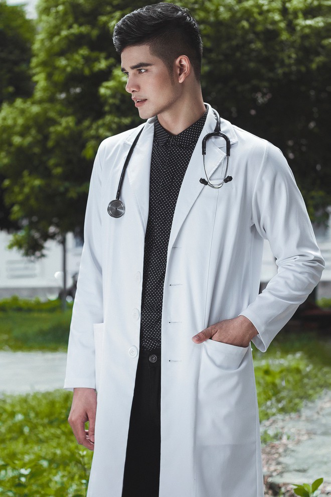 Không chỉ lột xác sau thời gian ở ẩn, Siu Black còn gây ngỡ ngàng khi thân mật cùng trai trẻ - Ảnh 5.