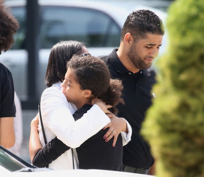 Ông bố bỏ quên con sinh đôi trong xe 8 tiếng, đứng trước tòa gào thét tôi đã giết con mình nhưng không chịu nhận tội, thái độ của người mẹ càng gây ngạc nhiên - Ảnh 7.