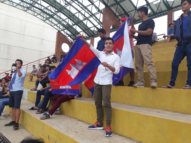 Có hành động đẹp với CĐV Thái Lan, fan Việt Nam nhận lại món quà lớn ở vòng loại World Cup - Ảnh 7.