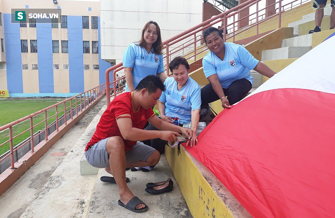 Có hành động đẹp với CĐV Thái Lan, fan Việt Nam nhận lại món quà lớn ở vòng loại World Cup - Ảnh 2.