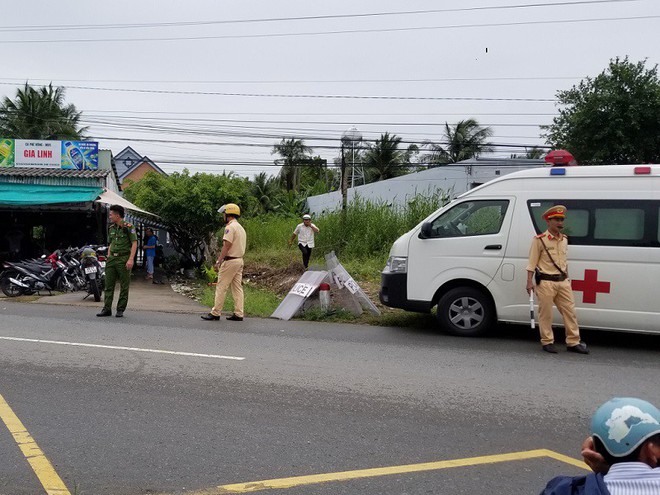 Hai đối tượng liên quan đến việc tạt xăng đốt cán bộ ở miền Tây đã ra đầu thú - Ảnh 3.