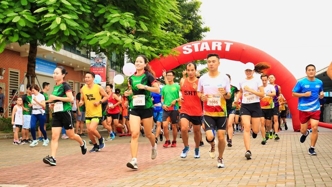 6 CLB chạy tại Hà Nội “cùng bạn đến trường” và giấc mơ về “Ngày chạy bộ Việt Nam” - Ảnh 1.