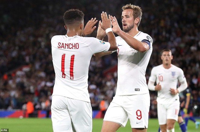 Harry Kane, Sterling giúp tuyển Anh đại thắng 5 sao - Ảnh 6.