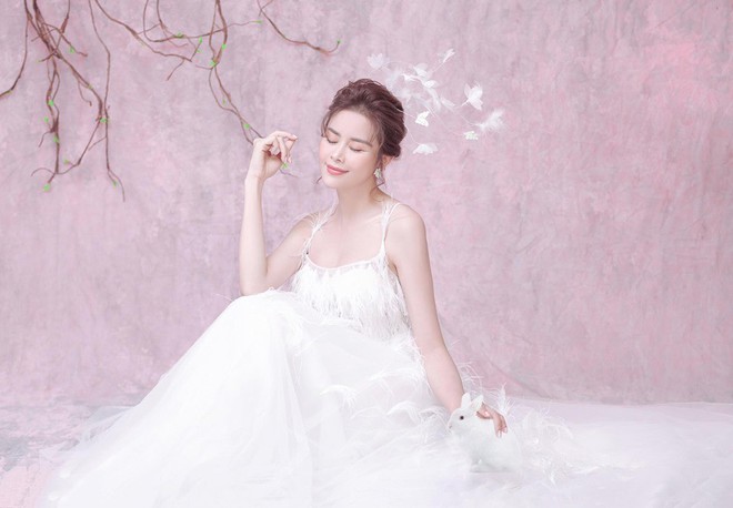 Vẻ đẹp sexy và mong manh của Sella Trương trong bộ ảnh mới - Ảnh 4.