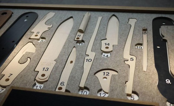 Bên trong nhà máy sản xuất dao đa năng ở Thụy Sĩ, nơi tạo ra 45.000 con dao xếp bỏ túi mỗi ngày - Ảnh 4.