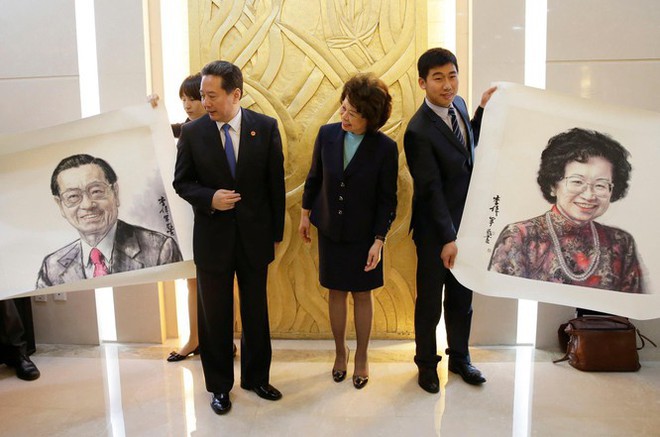 Nữ Bộ trưởng Giao thông Mỹ gốc Hoa Elaine Chao bị điều tra vì thông đồng với Trung Quốc và mưu lợi riêng - Ảnh 2.