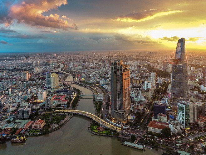 Việt Nam lọt top 20 nền kinh tế tốt nhất để đầu tư năm nay - Ảnh 8.