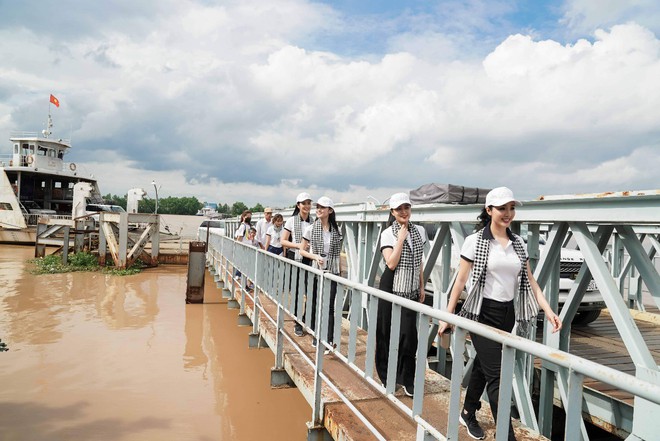 Hành trình Từ Trái Tim khơi dậy khát vọng lớn cho tuổi trẻ Miền Đông và Tây Nam Bộ - Ảnh 11.