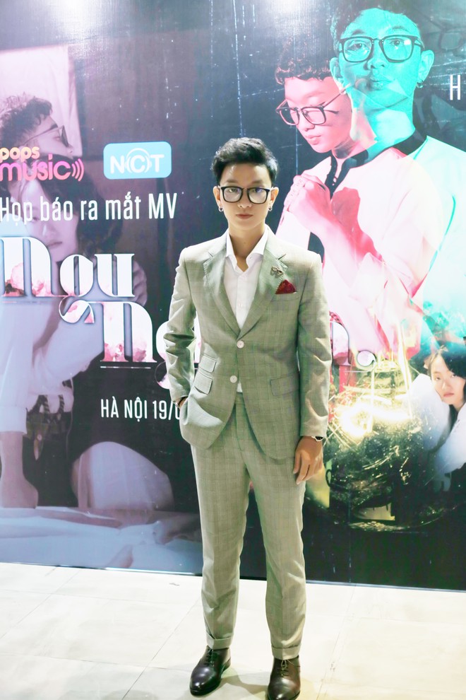 Á quân The Voice 2015: Giảm 18kg, lột xác thành soái ca hát nhạc ballad - Ảnh 4.