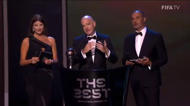 Gala trao giải The Best: Messi xuất sắc nhất thế giới, Ronaldo vắng mặt không lý do - Ảnh 4.