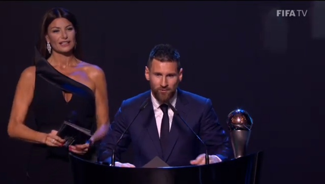 Gala trao giải The Best: Messi xuất sắc nhất thế giới, Ronaldo vắng mặt không lý do - Ảnh 2.