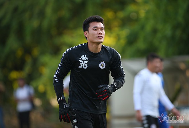 Văn Hậu tiếp lửa, Quang Hải quyết xé lưới đội bóng Triều Tiên - Ảnh 5.