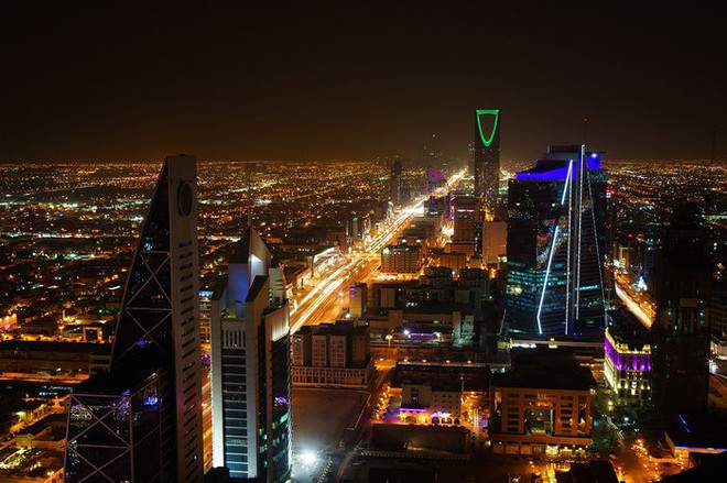 Choáng ngợp với thành phố 500 tỷ đô của Arab Saudi: Ban đêm dùng cả mặt trăng nhân tạo! - Ảnh 6.