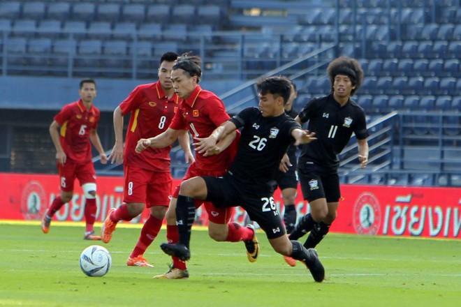 U-23 Việt Nam thi đấu ở sân Chang Arena: Niềm vui nhân đôi - Ảnh 2.