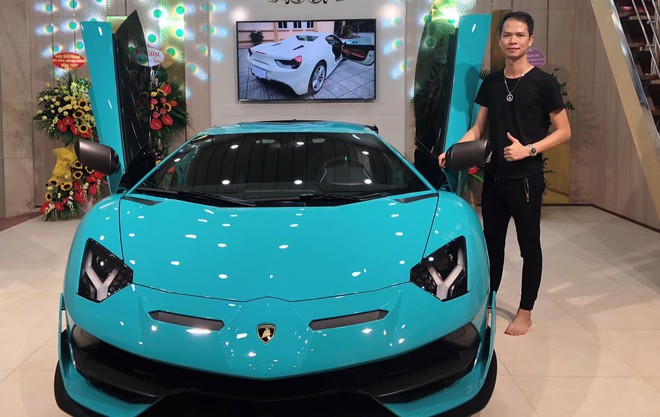 Đại gia chịu chơi đưa Lamborghini Aventador SVJ hàng độc về Hà Nội, giá tin đồn hơn 40 tỷ đồng - Ảnh 1.