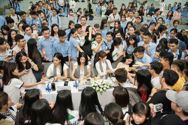 Hoa hậu Hà Kiều Anh: “Sách quý dạy nghĩ tích cực, sống năng lượng” - Ảnh 11.