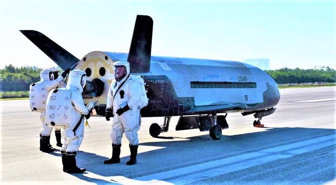 X-37B - Máy bay vũ trụ tuyệt mật bí ẩn của Mỹ - Ảnh 5.
