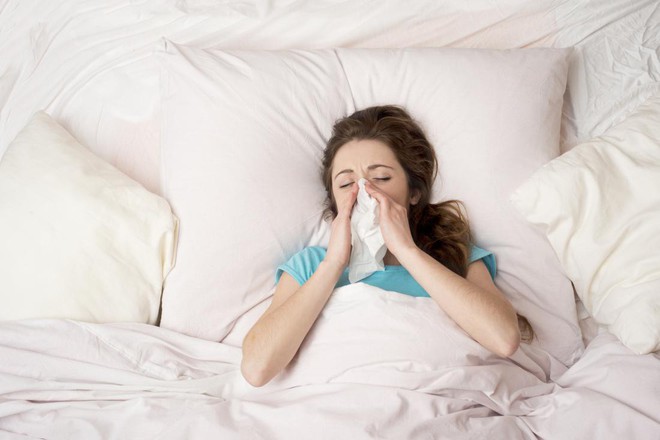 Giao mùa, cẩn trọng với bệnh cúm: Các dấu hiệu cảnh báo bệnh cúm mọi người không được bỏ qua - Ảnh 3.