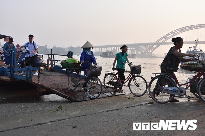 Hình ảnh bến phà huyền thoại nổi tiếng đất Cảng trong ngày cuối cùng hoạt động - Ảnh 8.