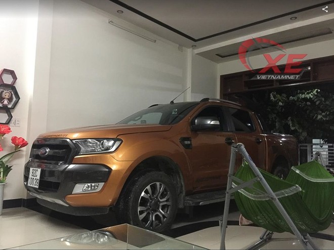 Ford Ranger bỗng phát cháy, 2 tháng điều tra vẫn không rõ nguyên nhân - Ảnh 2.