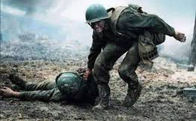 Bị chiến hữu nổ súng định trừ khử, người lính giữ im lặng, 30 năm sau mới tiết lộ sự thật không ngờ