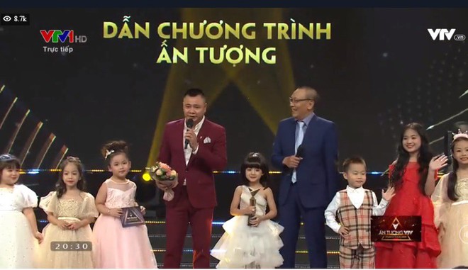 TRỰC TIẾP Lễ trao giải VTV AWARDS 2019: Bảo Thanh Về nhà đi con giành giải Nữ diễn viên ấn tượng nhất - Ảnh 1.