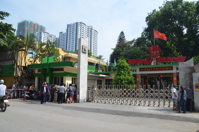 Vụ cháy Công ty Rạng Đông: Người dân nói không tin Sở TN&MT Hà Nội, không tin quận Thanh Xuân - Ảnh 3.
