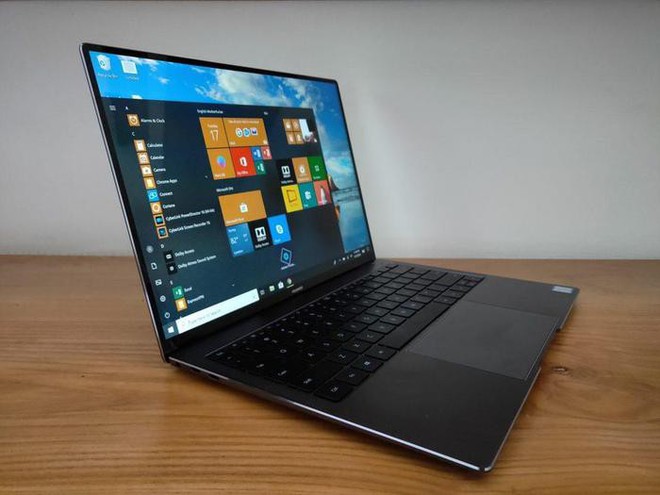 Microsoft: &Ocirc;ng Donald Trump đối xử thiếu c&ocirc;ng bằng với Huawei - Ảnh 1.