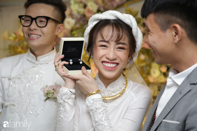 Tiết lộ kinh phí tổ chức tiệc cưới con gái Minh Nhựa đã lên tới 20 tỷ đồng, riêng tiền hoa trang trí đã là 700 triệu! - Ảnh 4.