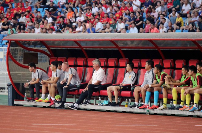 Tiết lộ: U22 Trung Quốc còn cả một đội hình thi đấu ở châu Âu, không về đối đầu Việt Nam - Ảnh 2.