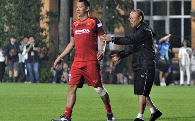 Anh Đức bị thầy Park 'xua đuổi' khi muốn vào tập sút và đây là lý do ai cũng đồng tình