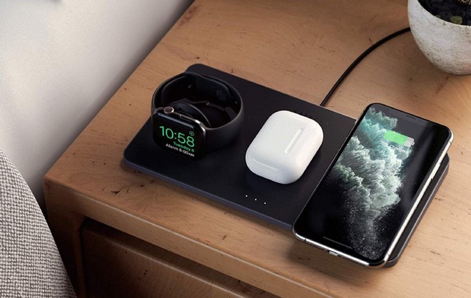 Sản phẩm này là giải pháp hoàn hảo giúp sạc cùng lúc iPhone, AirPods và Apple Watch - Ảnh 1.