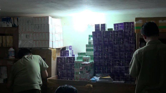Lô hàng thuốc tân dược nghi nhập lậu cực khủng trị giá 3 tỷ đồng ở Sài Gòn - Ảnh 3.