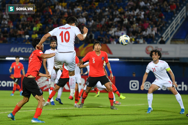 Lại thắng hú vía, Hàn Quốc khiến Trung Quốc đau hơn hoạn vì bàn thua phút cuối - Ảnh 2.
