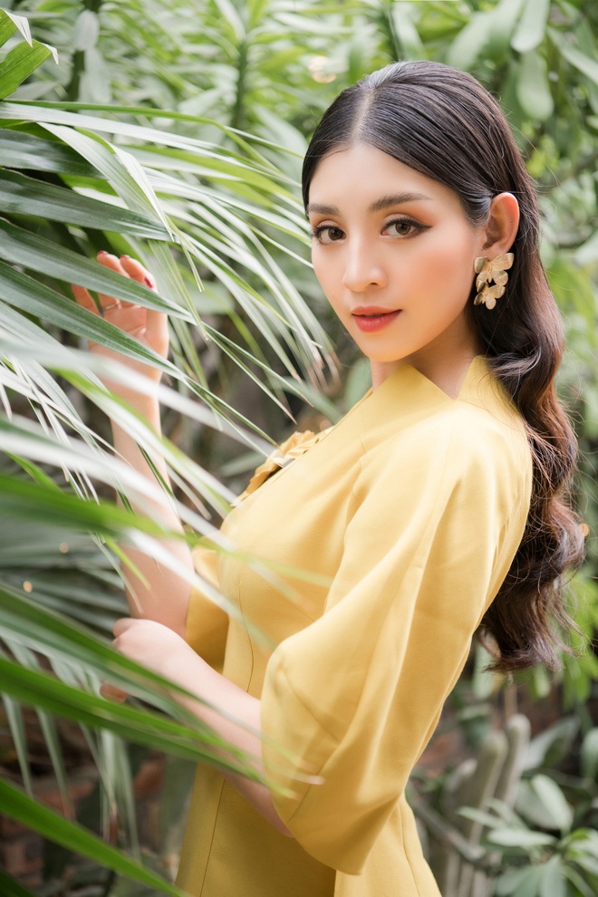 Người đẹp tài năng Lê Thanh Tú trẻ trung, hiện đại với áo dài cách tân - Ảnh 10.