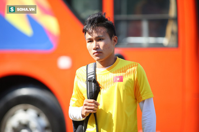 Thầy Park phân thân, lộ rõ vẻ trầm ngâm ở buổi tập cuối của U23 Việt Nam tại Buriram - Ảnh 1.