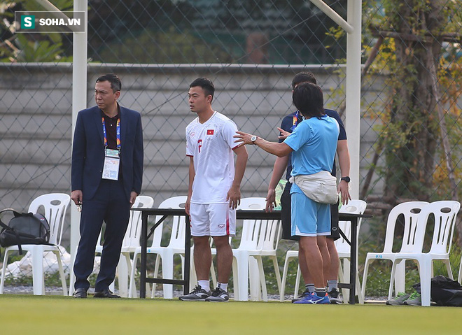 U23 Việt Nam nhận hung tin, nguy cơ mất trụ cột ở hàng thủ khi quyết đấu U23 Triều Tiên - Ảnh 6.