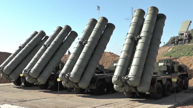 Lý do Nga bất ngờ chuyển S-400 từ căn cứ Hmeymim tới sát biên giới Iraq - Ảnh 2.