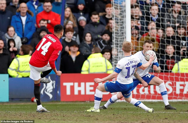 Man United đại thắng không tưởng, Liverpool rước họa vào thân - Ảnh 2.