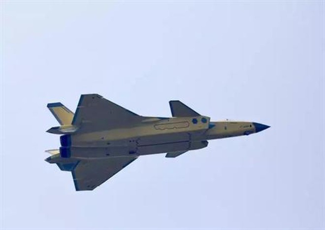 Trung Quốc: Su-57 không có cửa thắng J-20 khi đối đầu ở độ cao lớn - Ảnh 8.