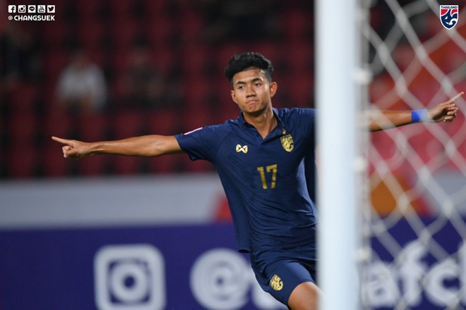 Hạ Bahrain 5-0, U23 Thái Lan khiến cổ động viên châu Á ngỡ ngàng: Họ khác xa với hồi SEA Games! - Ảnh 2.