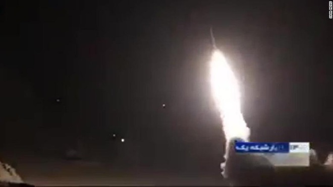 Iran dọa Mỹ bằng tên lửa mang 10 đầu đạn hạt nhân, đương lượng nổ 4,2 MT - Ảnh 2.