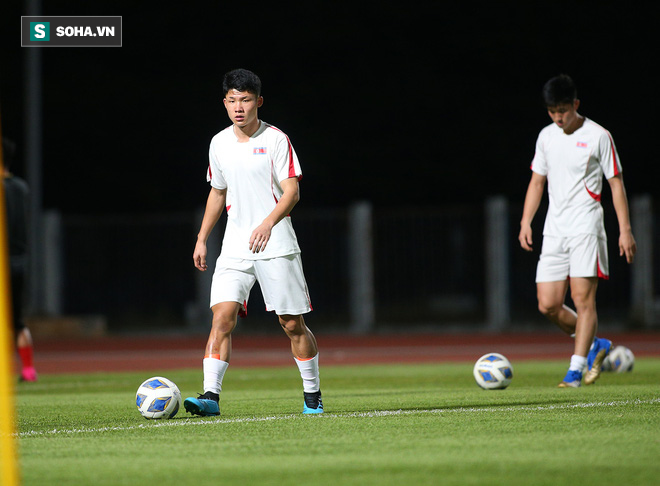 U23 Triều Tiên luyện tập nghiêm khắc, cầu thủ mắc lỗi lập tức phải chịu phạt - Ảnh 7.